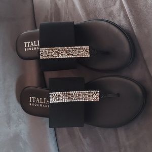 Italian Shoemakers, Black Farley Sandal, Size 8